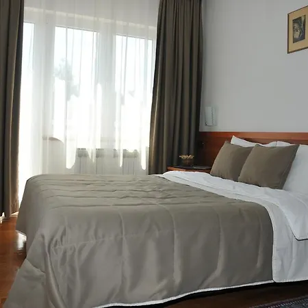 Hotel Terex Naselje Starosjedilaca