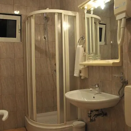 Terex 3* Naselje Starosjedilaca